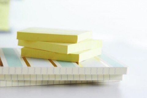 Bloczek samoprzylepny POST-IT (657), 102x76mm, 1x100 kart., żółty (X)